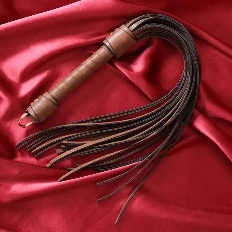西檬之家-恋足癖是什么？BDSM新人入圈指南